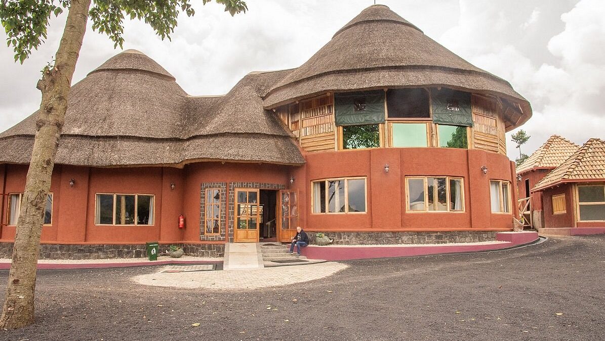 Ingagi Park View Lodge