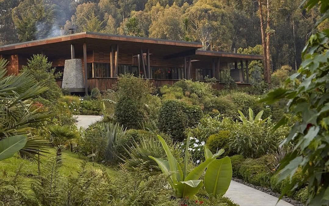 Best places to stay near Volcanoes National Park